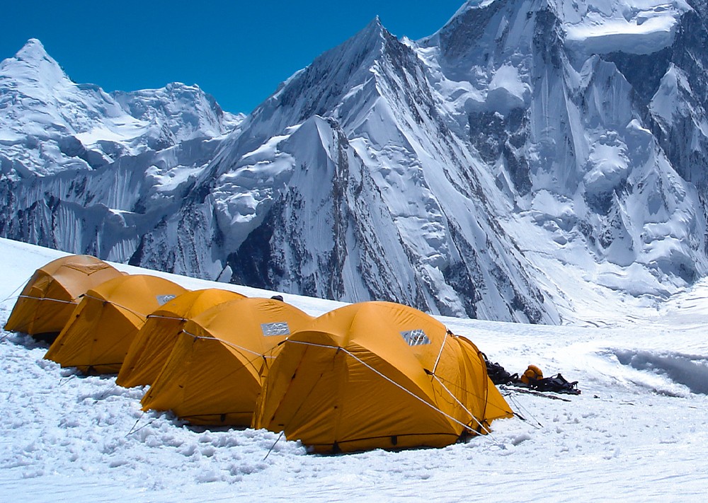 1996-2026｜MT100：一座伫立在穷母岗日的高山传奇